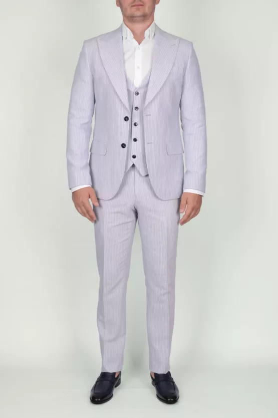 Костюм-тройка светло-голубого цвета в полосу Каталог