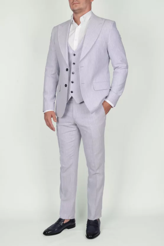 Костюм-тройка светло-голубого цвета в полосу Каталог