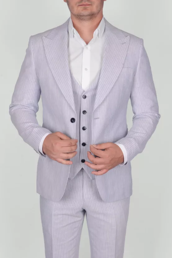 Костюм-тройка светло-голубого цвета в полосу Каталог