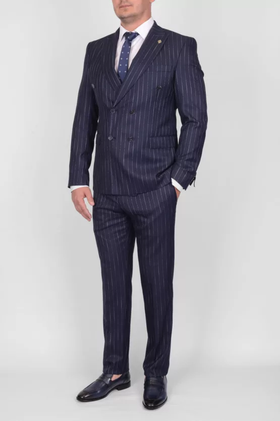 Двубортный костюм в тонкую полосу Вечерние мужские костюмы