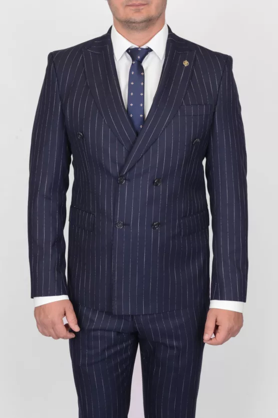 Двубортный костюм в тонкую полосу Вечерние мужские костюмы