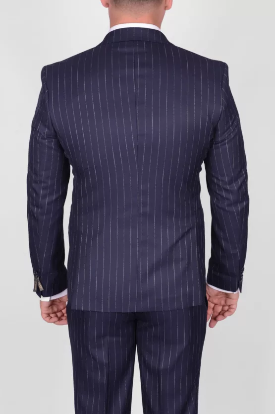 Двубортный костюм в тонкую полосу Вечерние мужские костюмы