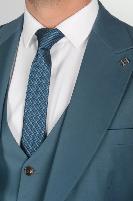 Костюм-тройка цвета «морской волны» Каталог