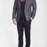 Костюм-тройка в крупную клетку с однотонными брюками Каталог