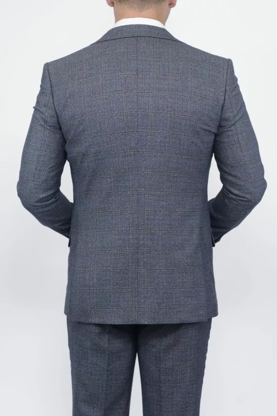 Серый костюм-тройка в песочную клетку Каталог