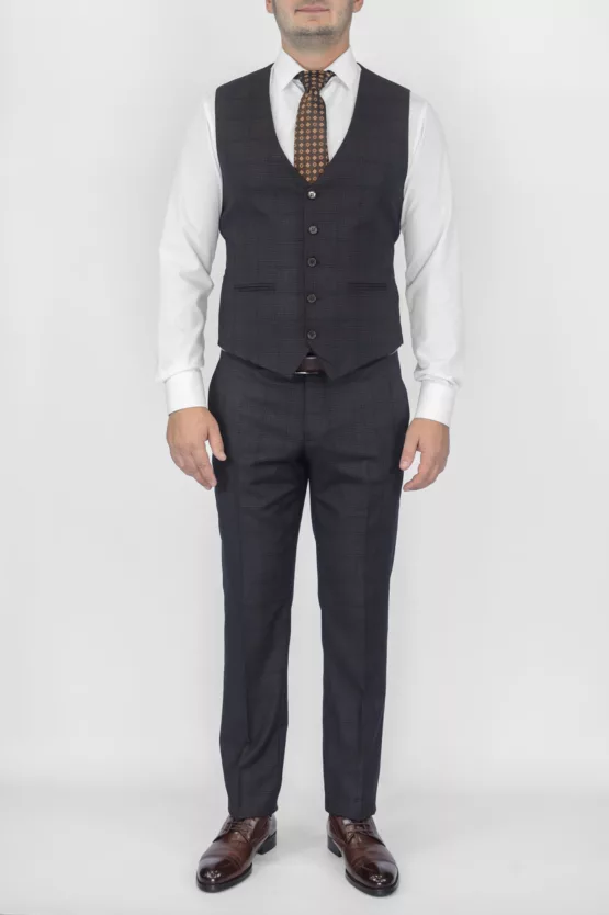 Костюм-тройка темно-коричневый цвет в клетку Каталог