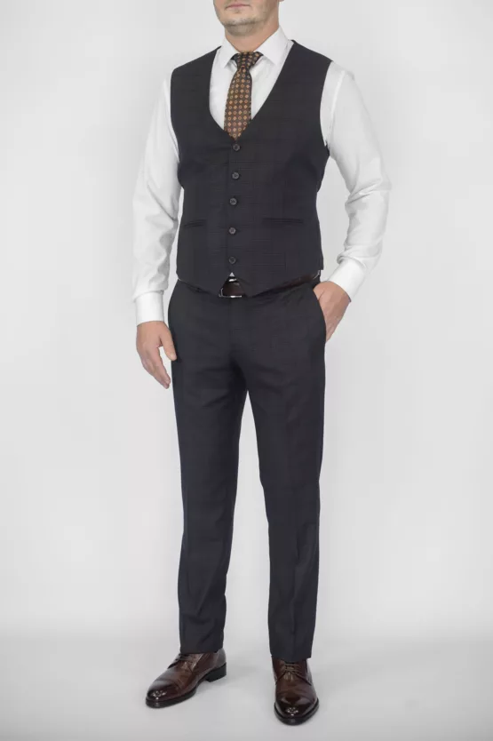 Костюм-тройка темно-коричневый цвет в клетку Каталог