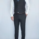 Шоколадный костюм-тройка в клетку Брючные мужские костюмы