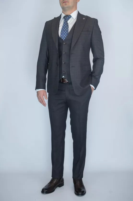 Шоколадный костюм-тройка в клетку Брючные мужские костюмы