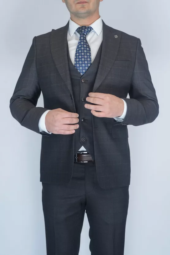 Шоколадный костюм-тройка в клетку Брючные мужские костюмы