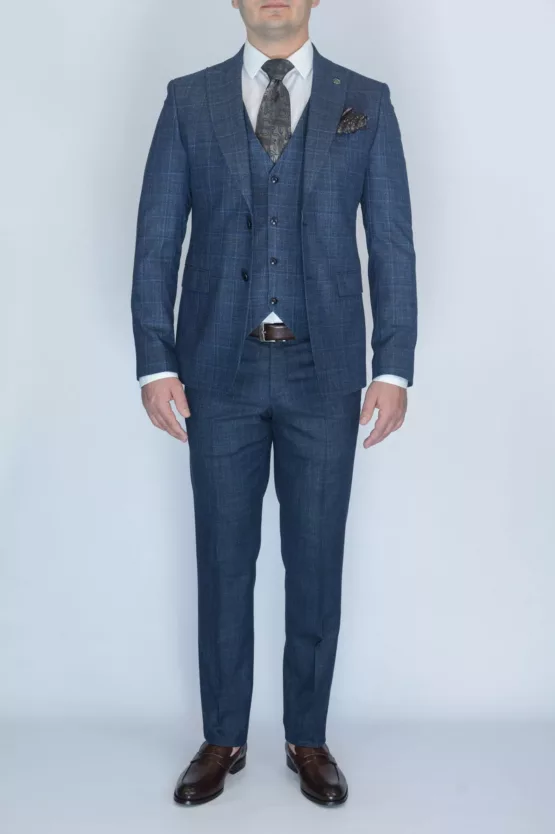 Костюм-тройка серого цвета в синюю клетку Каталог