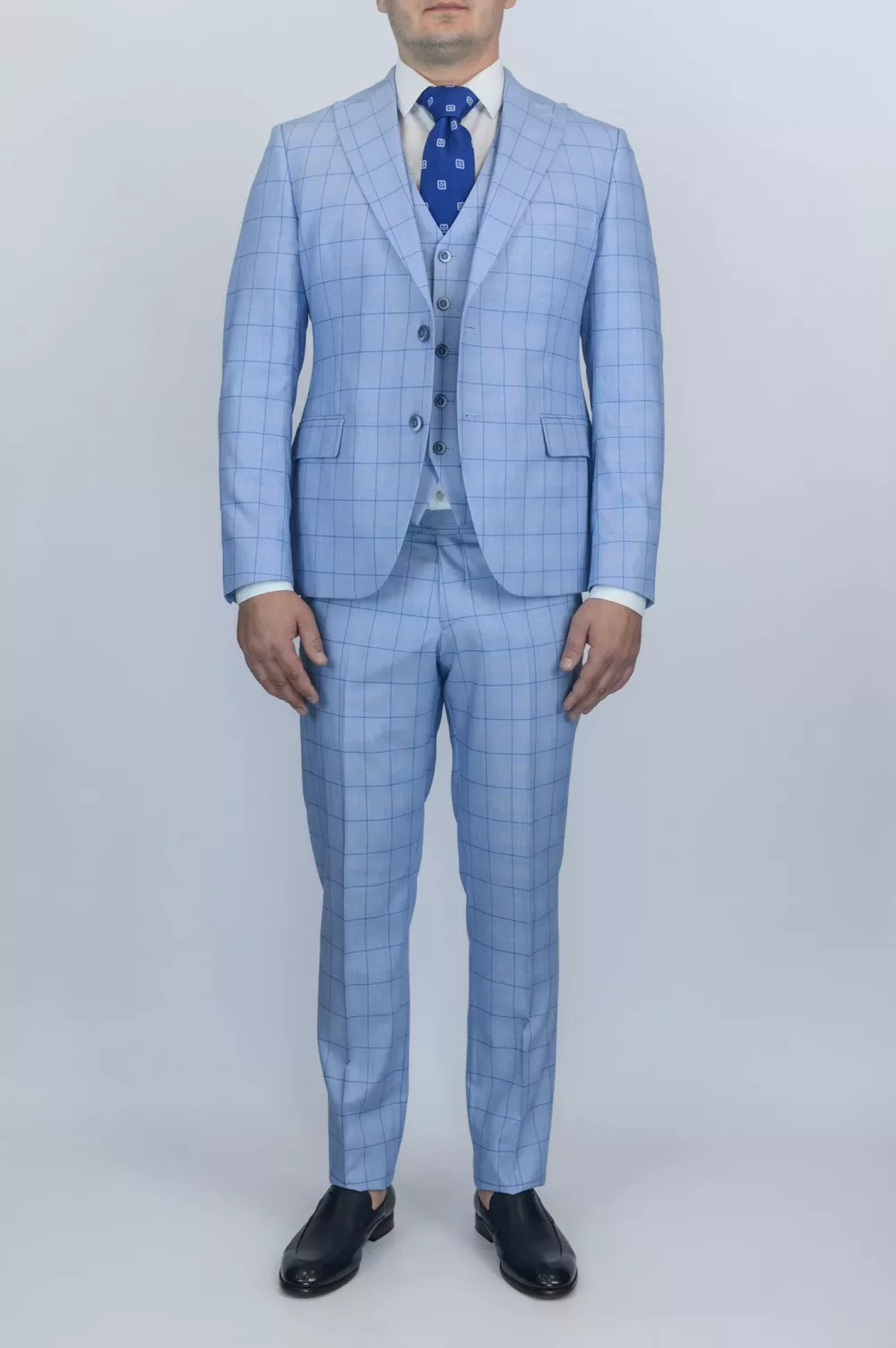 Костюм-тройка небесно-голубого цвета в синюю тонкую клетку Каталог