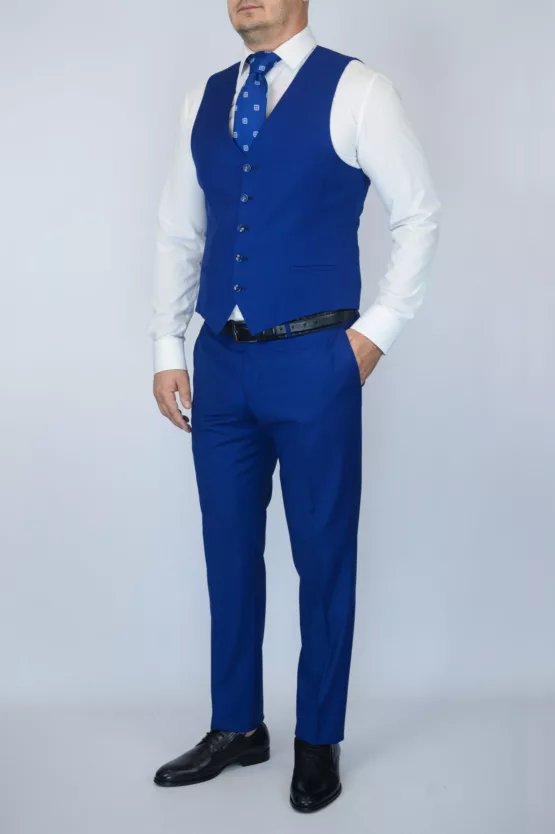 Костюм-тройка светло-синего цвета с клетчатым пиджаком Вечерние мужские костюмы