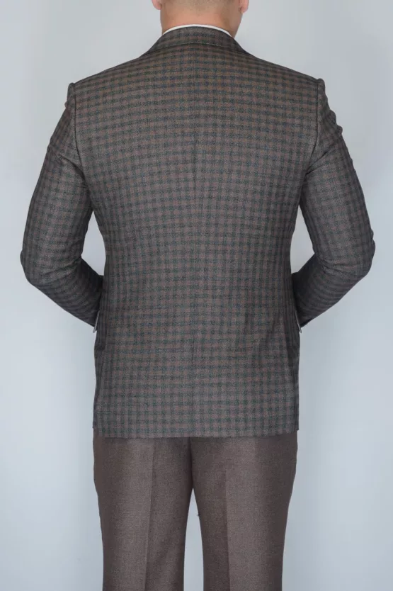 Костюм-тройка песочного цвета в зеленую клетку Каталог