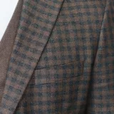 Костюм-тройка песочного цвета в зеленую клетку Каталог