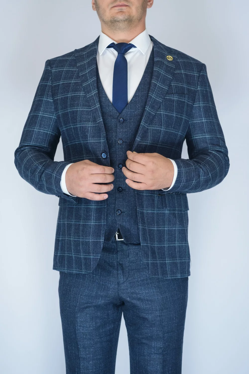 Костюм-тройка меланжево-синего цвета в клетку Каталог