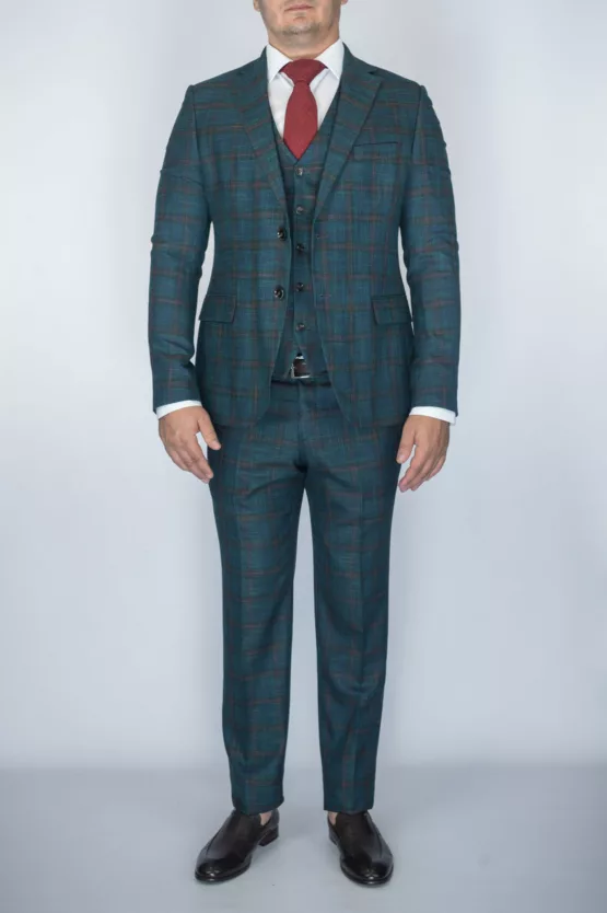 Костюм-тройка темно-зеленого цвета в коричневую клетку Каталог