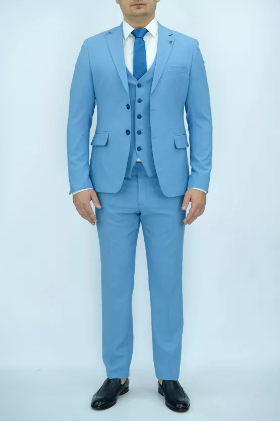 Костюм-тройка небесно-голубого цвета Каталог