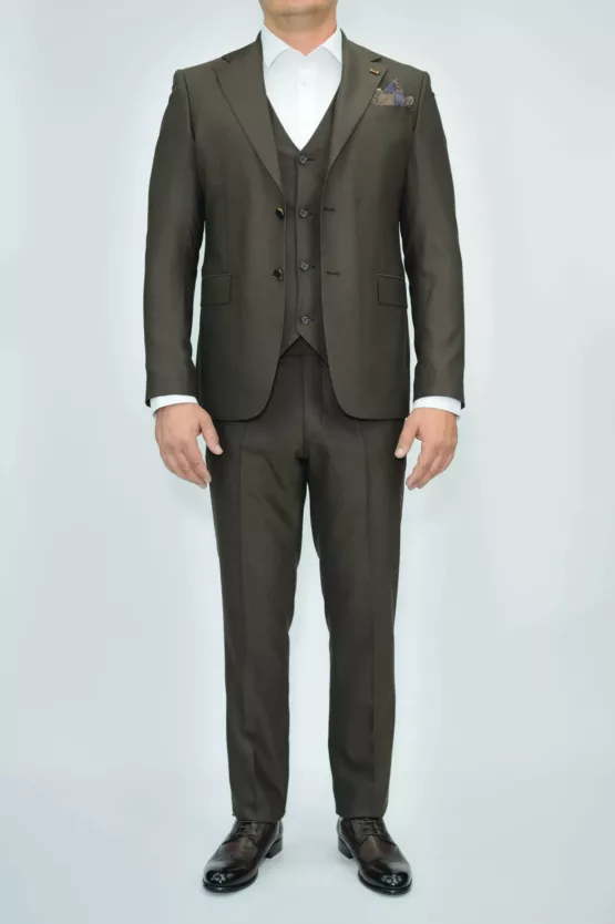 Костюм-тройка шоколадного цвета текстурная ткань Каталог