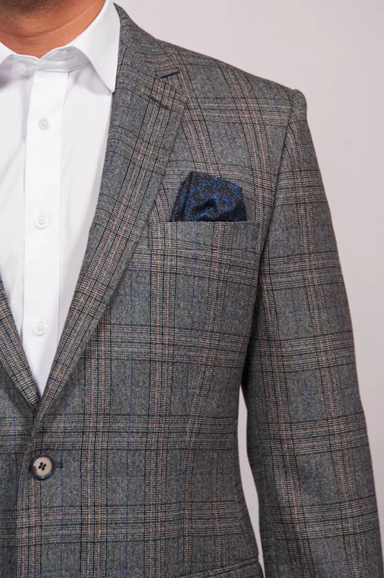 Классический пиджак серого цвета в клетку Каталог