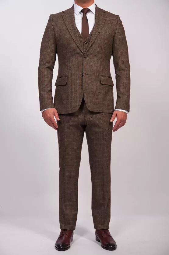 Костюм-тройка в клетку цвет песочный Каталог