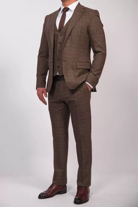 Костюм-тройка в клетку цвет песочный Каталог