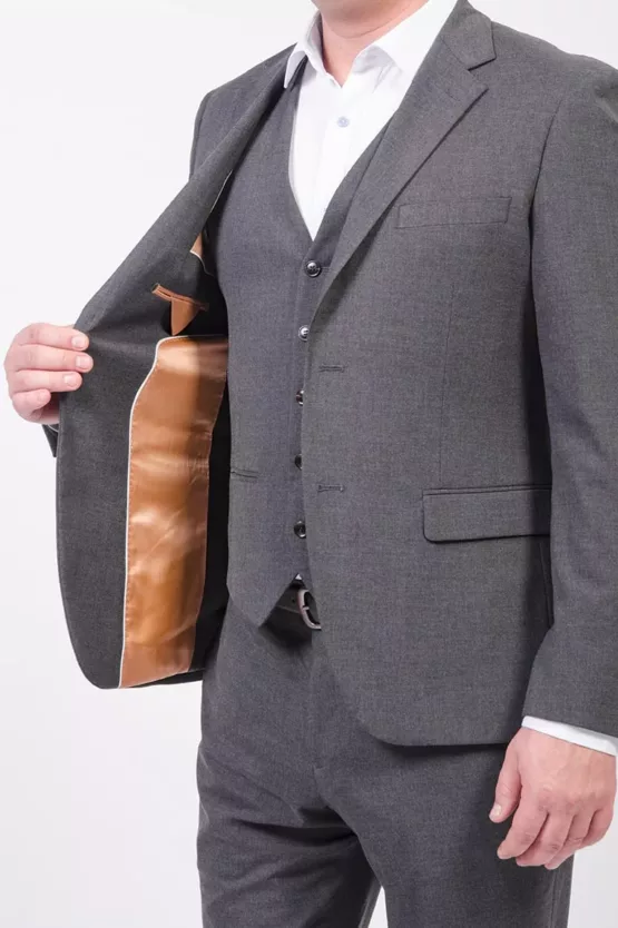 Костюм-тройка серого цвета Вечерние мужские костюмы