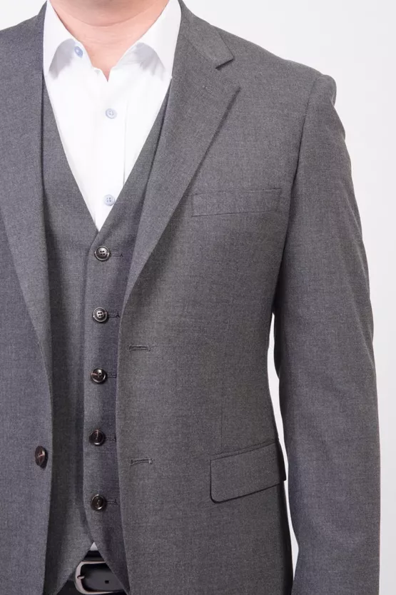 Костюм-тройка серого цвета Вечерние мужские костюмы
