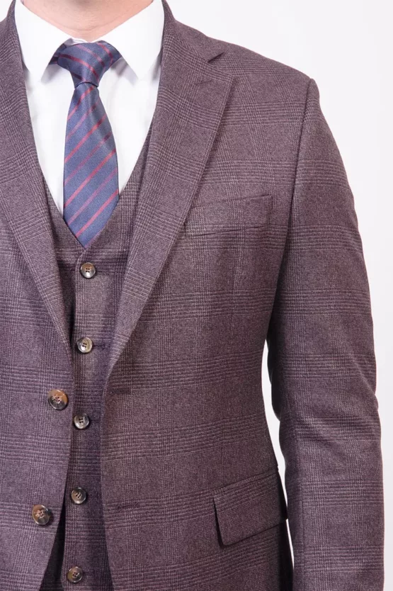 Костюм-тройка терракотового цвета Каталог