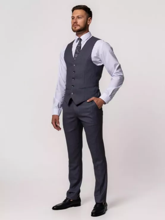 Костюм-тройка серого цвета Каталог