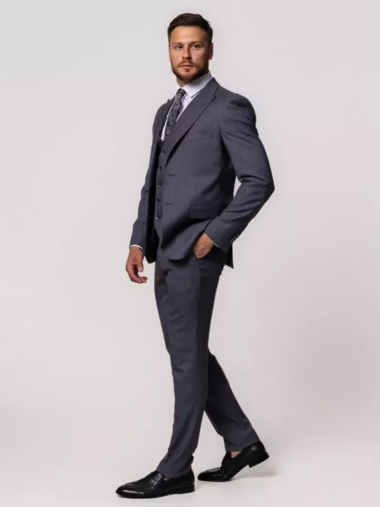 Костюм-тройка серого цвета Каталог