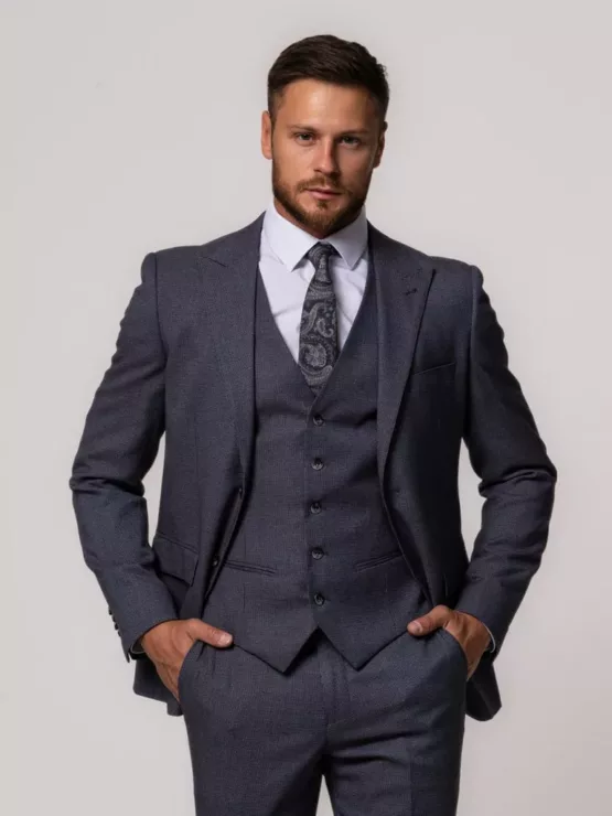 Костюм-тройка серого цвета Каталог