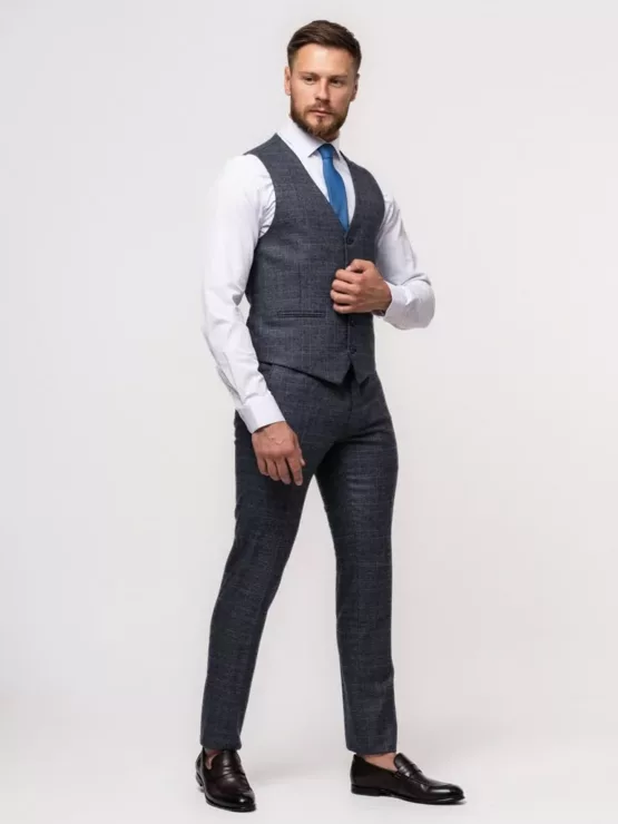Костюм-тройка серого цвета в клетку Каталог