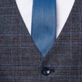 Костюм-тройка серого цвета в клетку Каталог