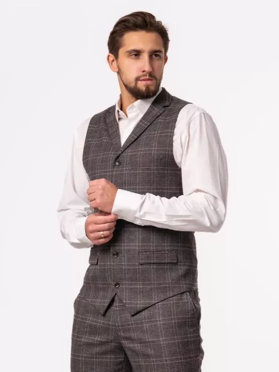Костюм-тройка в клетку на высокий рост Каталог