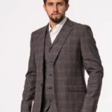 Костюм-тройка в клетку на высокий рост Каталог