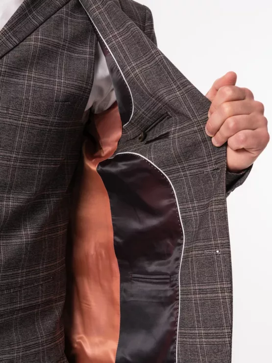 Костюм-тройка в клетку на высокий рост Каталог