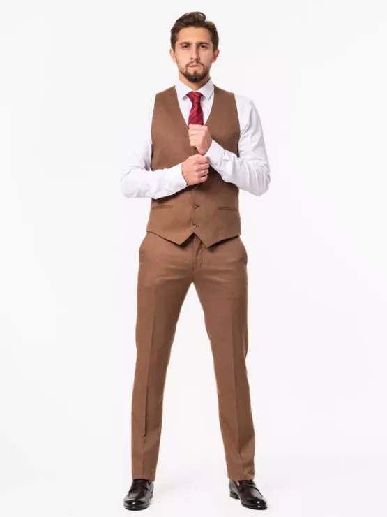 Костюм-тройка коричневого цвета на высокий рост Каталог