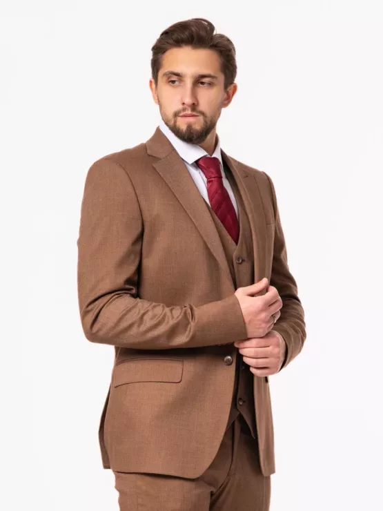 Костюм-тройка коричневого цвета на высокий рост Каталог