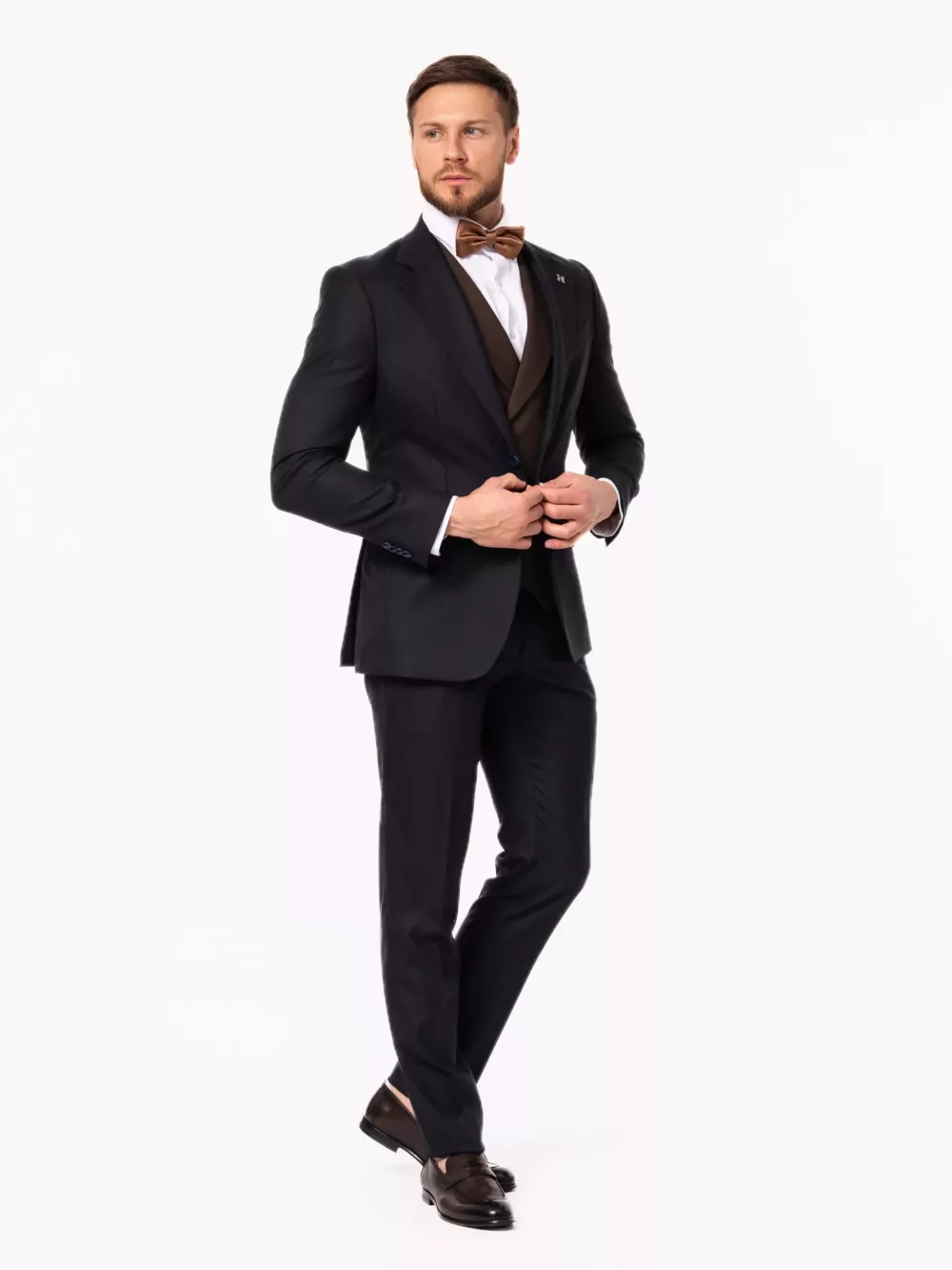 Костюм-тройка синего цвета с коричневым жилетом Каталог