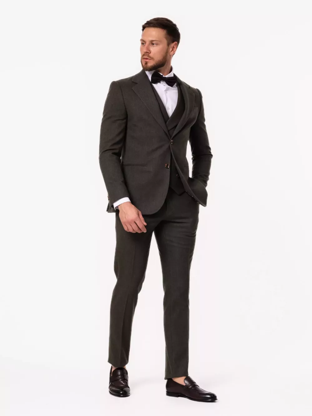 Костюм-тройка болотный цвет Каталог