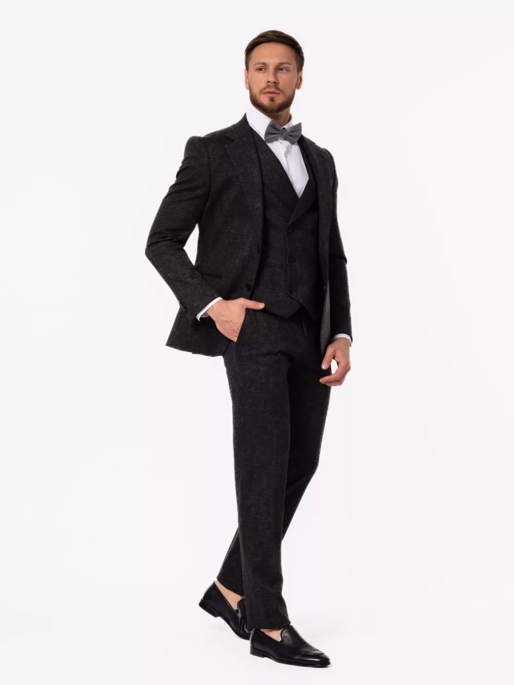 Костюм-тройка графитовый цвет Каталог