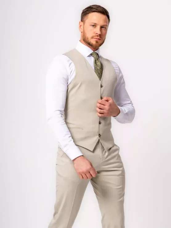 Костюм-тройка светло-фисташковый Каталог