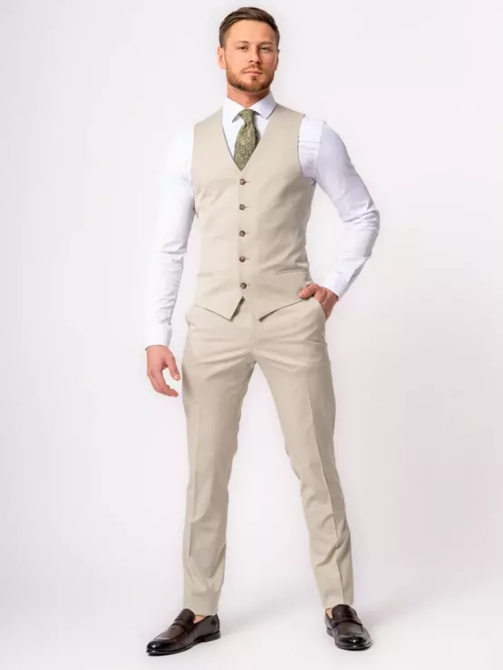 Костюм-тройка светло-фисташковый Каталог