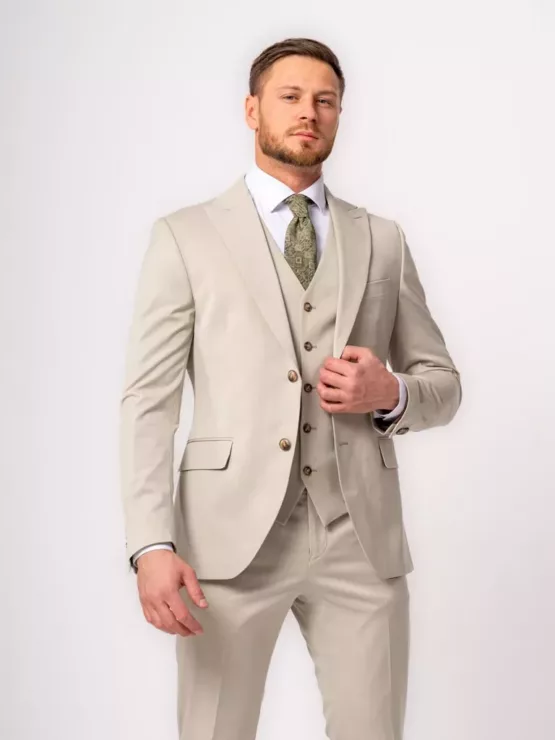 Костюм-тройка светло-фисташковый Каталог