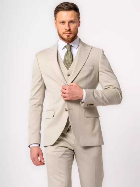 Костюм-тройка светло-фисташковый Каталог