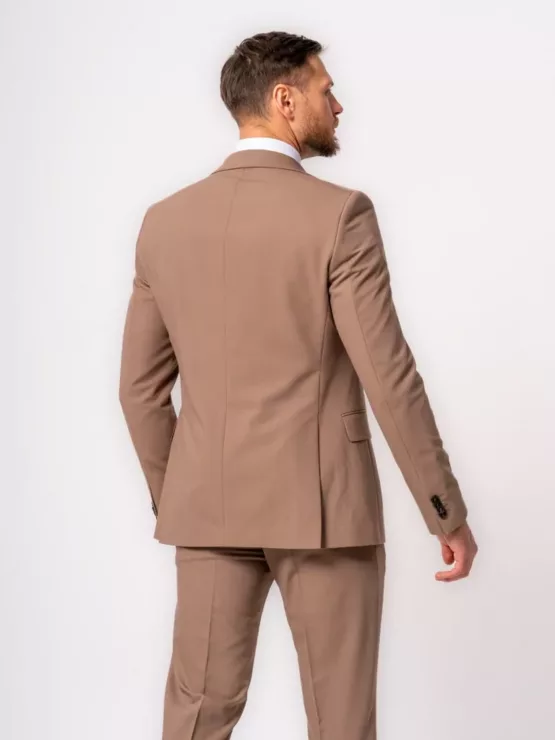 Костюм-тройка пшеничный оттенок Каталог