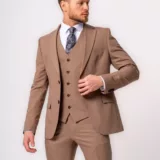 Костюм-тройка пшеничный оттенок Каталог