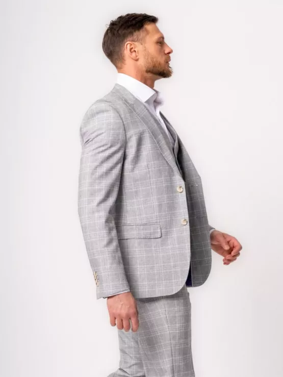 Костюм-тройка светло-серый цвет в клетку Каталог