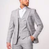 Костюм-тройка светло-серый цвет в клетку Каталог